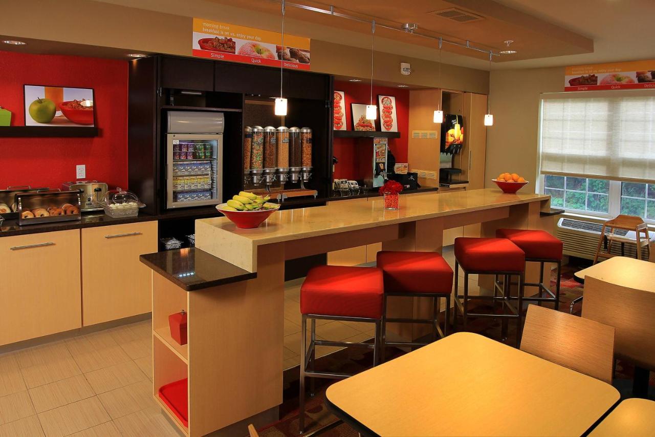 Towneplace Suites By Marriott East Lansing Eksteriør bilde