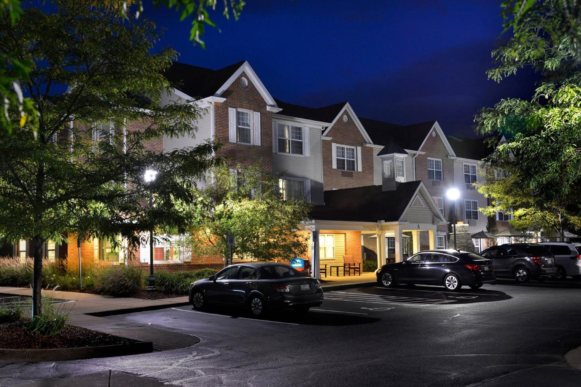 Towneplace Suites By Marriott East Lansing Eksteriør bilde