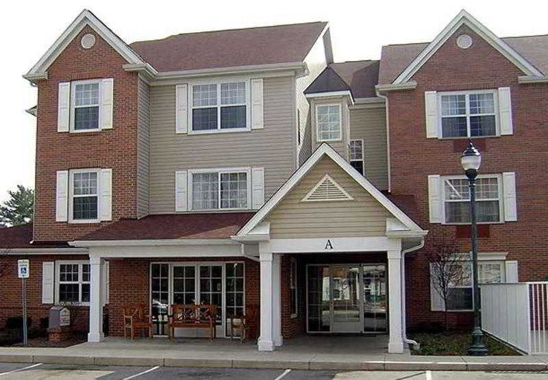 Towneplace Suites By Marriott East Lansing Eksteriør bilde